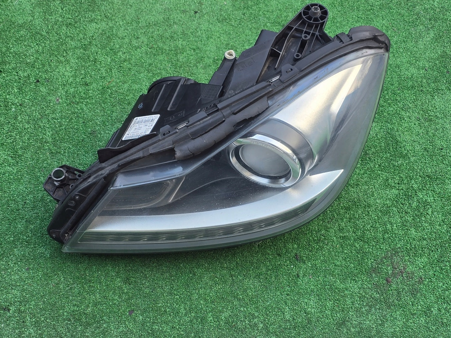Frontscheinwerfer Mercedes-Benz W204 A2048204339 Links Scheinwerfer Headlight SCH6268812719gr