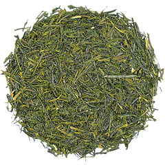 Ronnefeldt Gyokuro Tokiwa Grüner Tee 50g, getrocknete Blätter, dünne Streifen, natürliche Textur, Nahaufnahme, Japan.
