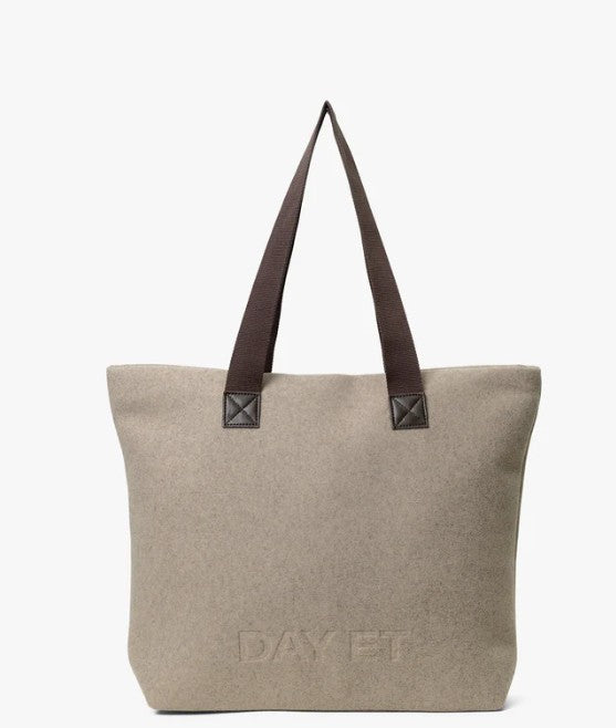 Woolen bag,brindle