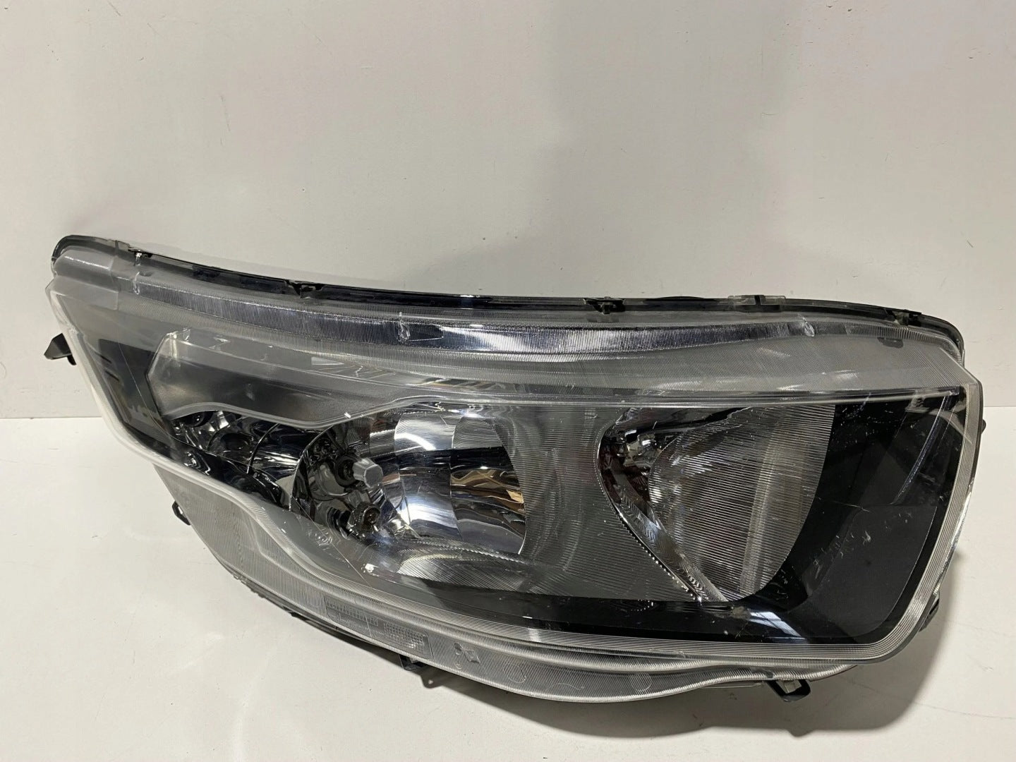 Frontscheinwerfer Iveco Daily I 5801473749 Rechts Scheinwerfer Headlight SCH8607821806sl