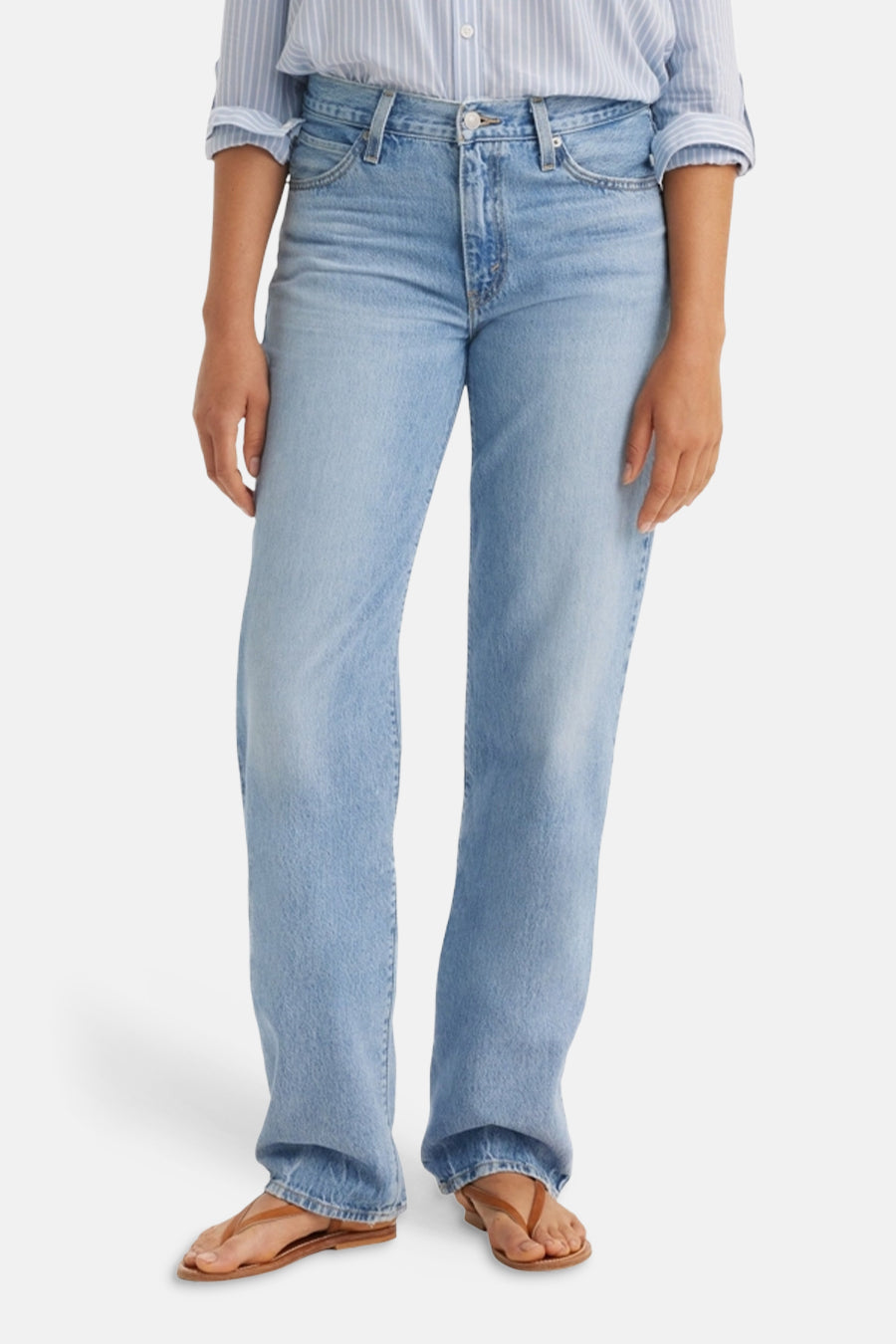 Rechte jeans van lichtblauw denim van Levi's®, met een relaxte pasvorm en geklede details.