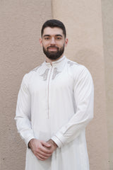 Formal Luxury White Thobe with Silver Embroidery | Dubai Thobe