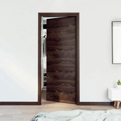 Puerta Prakti color Chocolate para Ambientes.
