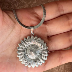 Flower Necklace