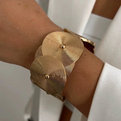 Aesthetic Pearl Spring Bracelet Stack