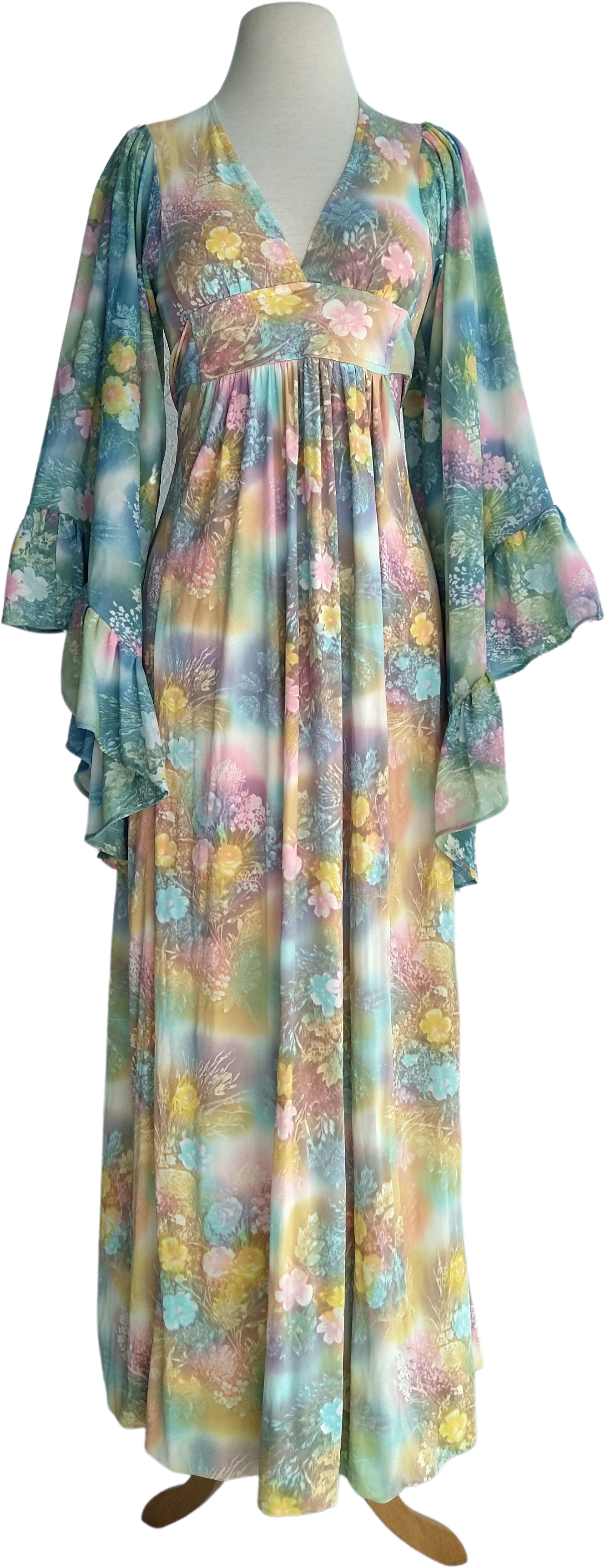70’s Epic Dreamy Photoprint Garden Angel Sleeve Dress