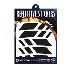 Reflektierender Felgen Aufkleber „Race“ in Farbvariante „schwarz“ in Produktverpackung von REFLECTIVE Berlin.