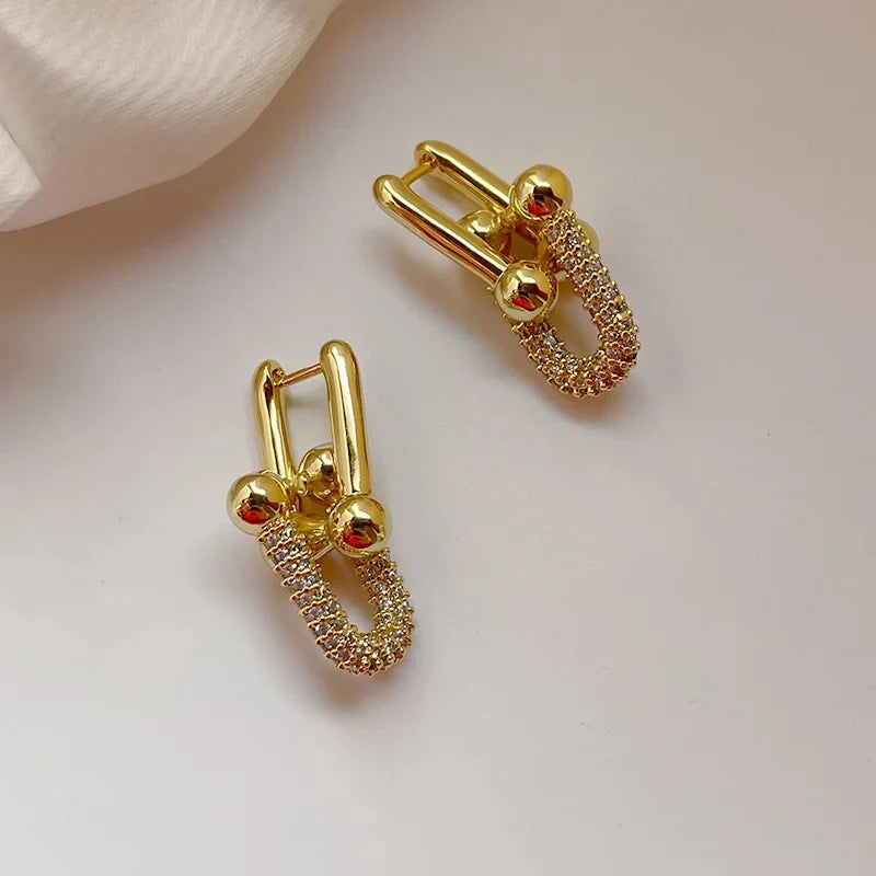 18K U-Shaped Hoop Earrings