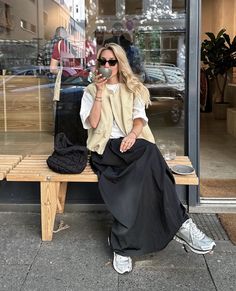 Discover 22 Sydney winter fashion and tall biker boots outfit ideas