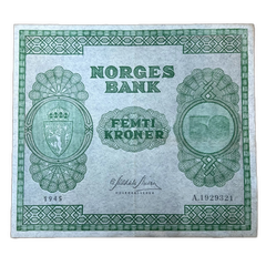 50 KR 1945A Kv.01 (flekker og èn midtbrett)