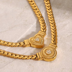 Ribbed Circle Heart Necklace