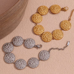 18K Chunky Textured Circle Bracelet