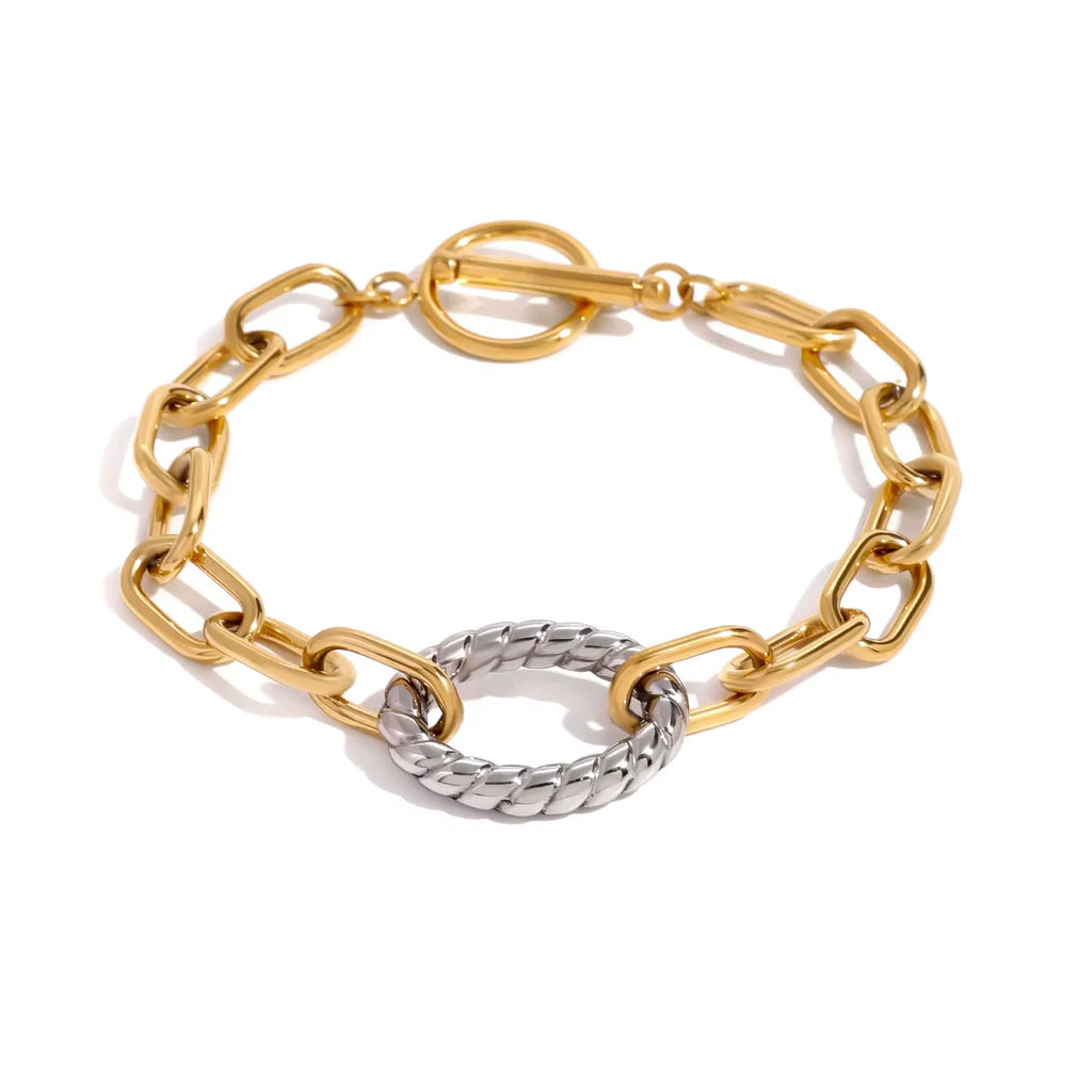 18K Gold Plated Twisted Oval Bracelet