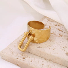 U-Shaped Ring
