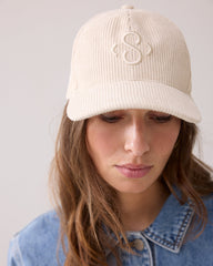 Rib cap met logo