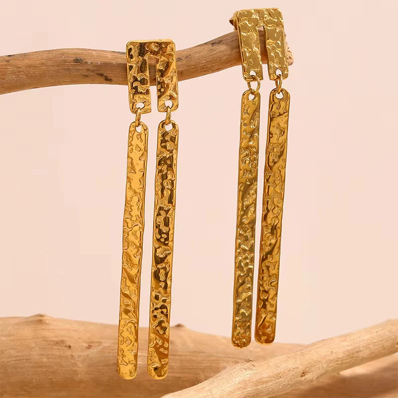 18K Vintage Textured Drop Earrings