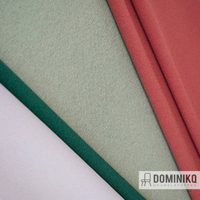 Tweekleurige polyester meubelstoffen van Camira Fabrics uit de Era collectie met visgraat weving, ideaal voor ergonomisch meubilair.