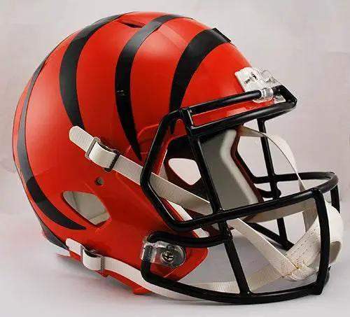 Cincinnati Bengals Deluxe Replica Speed Helmet Display - ToylandEU