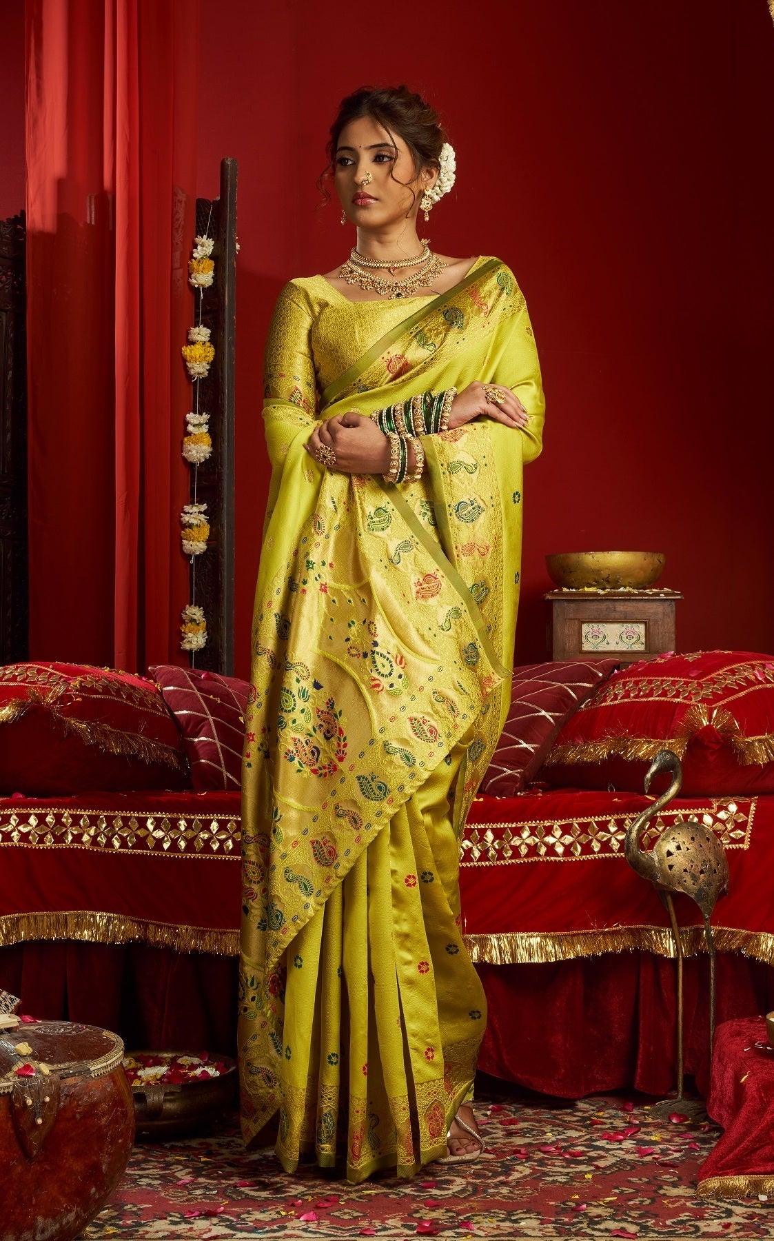 Women Party Wear Woven Weaving Worki Silk Blind Paithani Saree With Unstitched Blouse