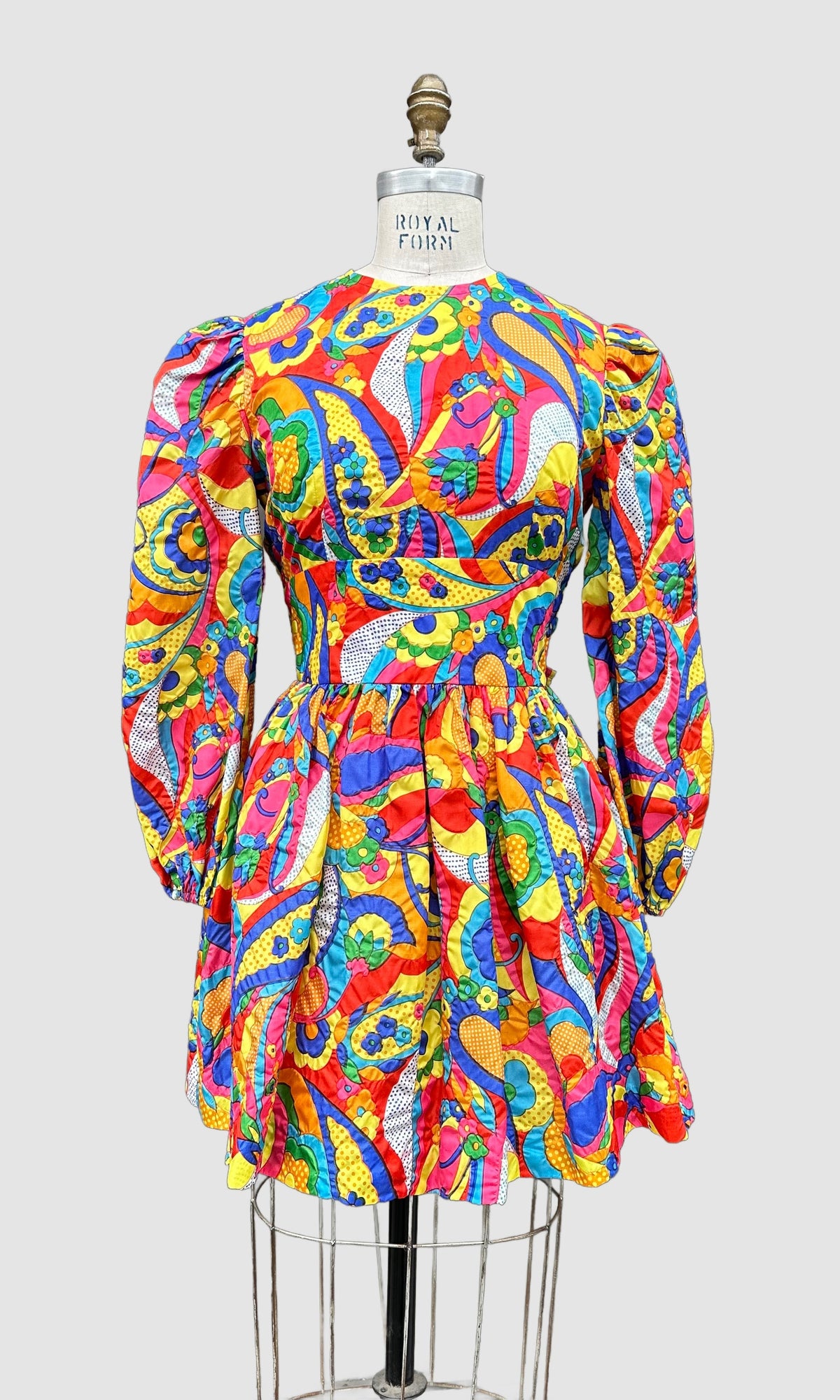 FLOWER GARDEN Vintage 1960s Mini Dress • Medium
