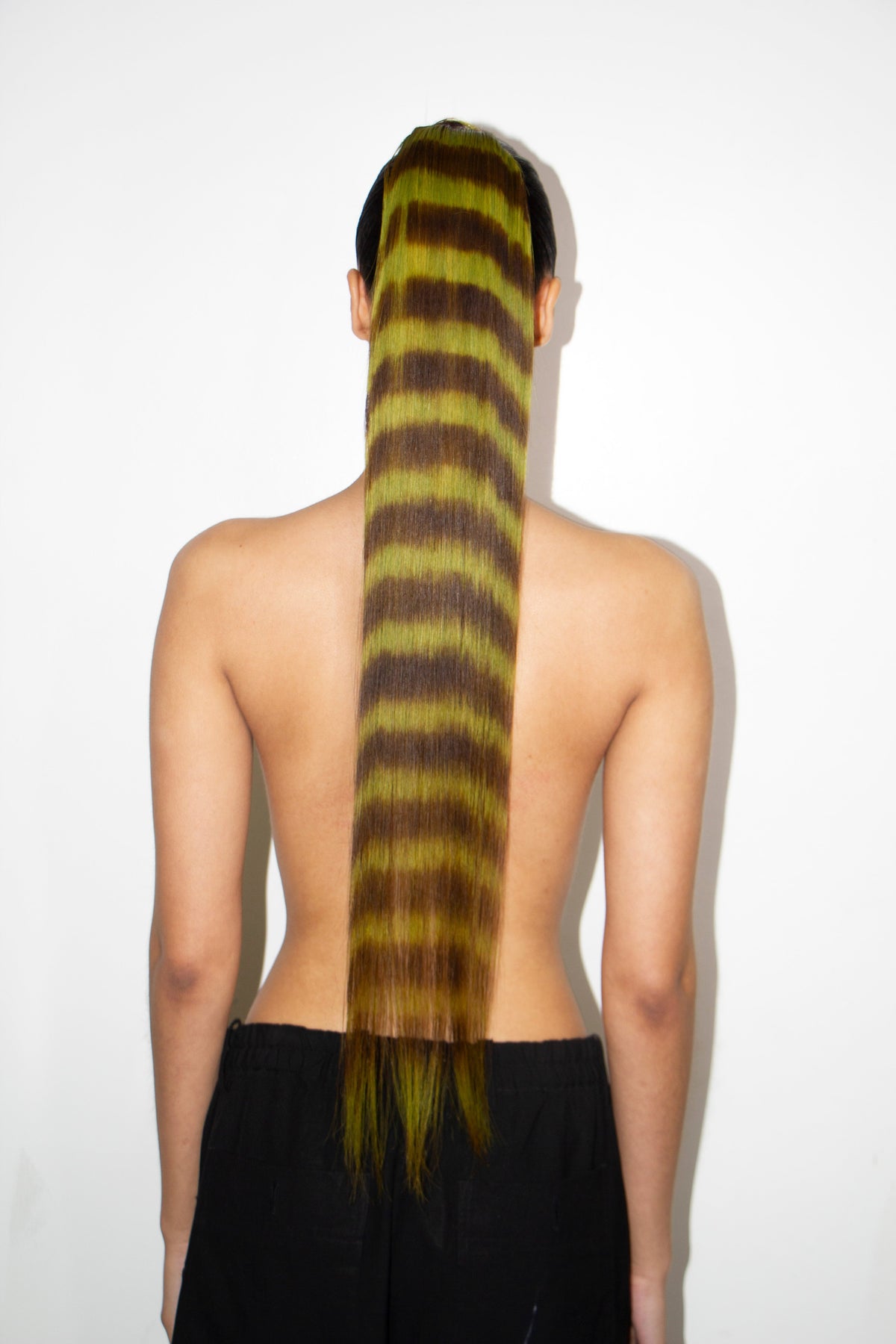 PONY Olive Stripe 32"