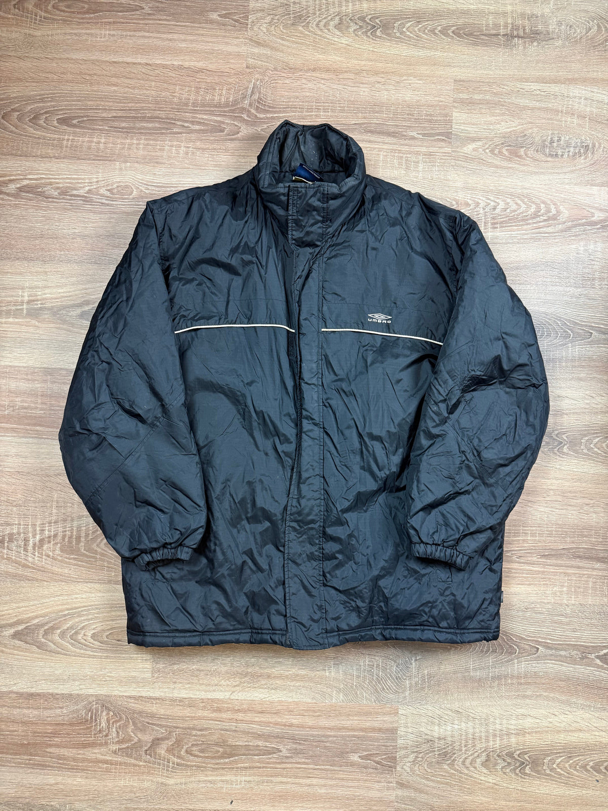 Vintage 00s Black Umbro Puffer Jacket (L)