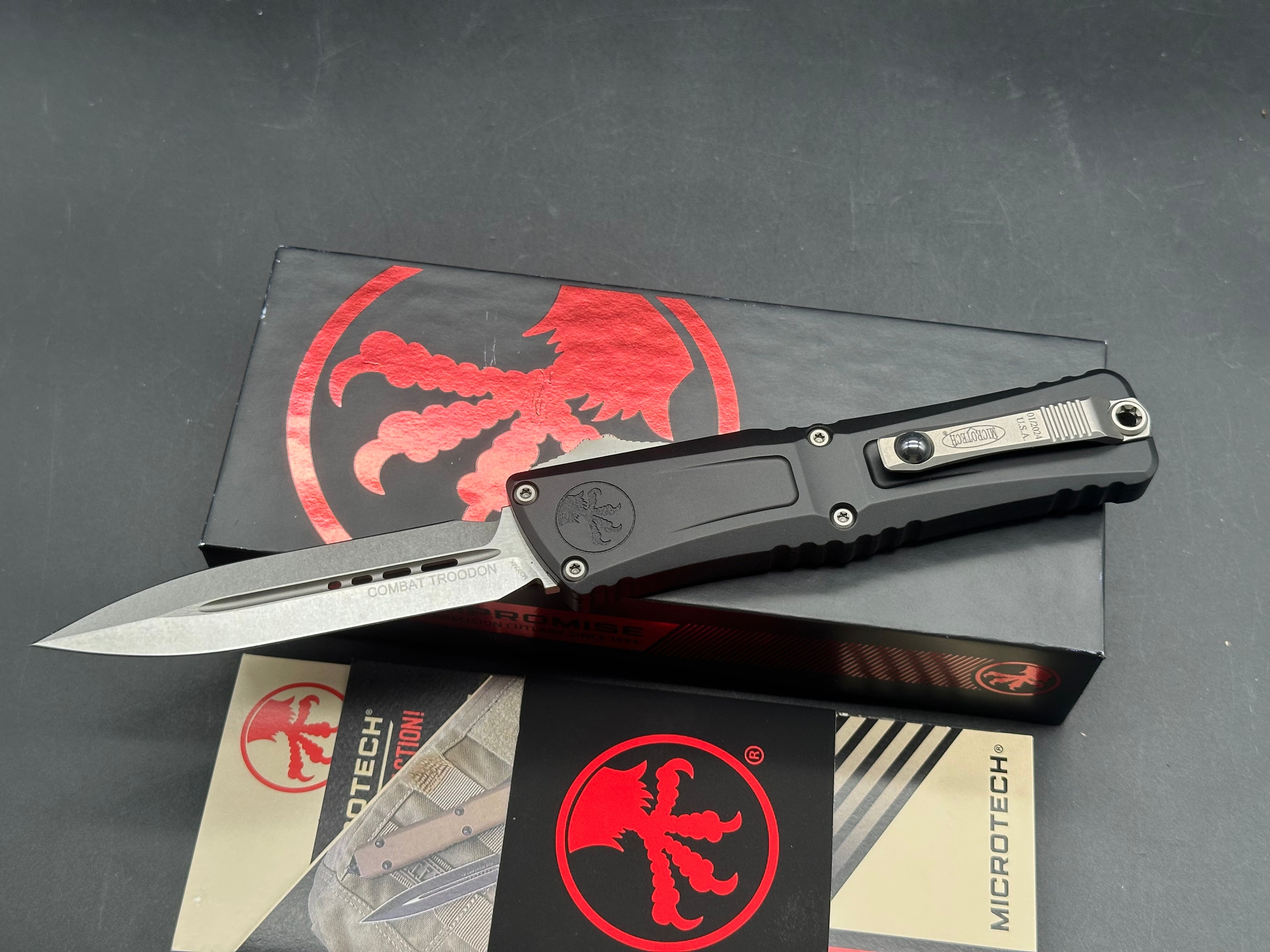 Microtech Combat Troodon Gen III OTF Knife Black (4" Stonewash)
