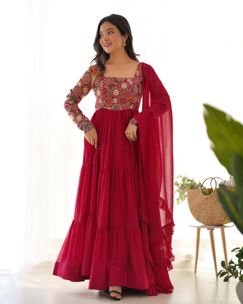 Red Colour Full Perfect Anarkali Suit for Beauty