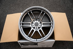 Volk TE37XT M-Spec / 17x8.5 -10 / 6x139.7 / Diamond Silver (DS)