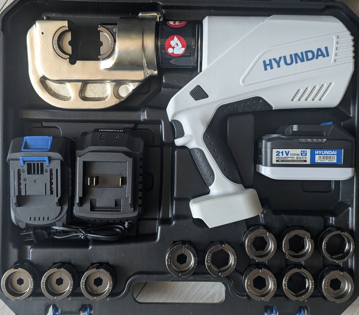Hyundai Şarjlı Hidrolik Kablo Sıkma 400mm 120kN