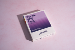 Polaroid Color 600 Reclaimed Series Purple Cartucho con 8 exposiciones
