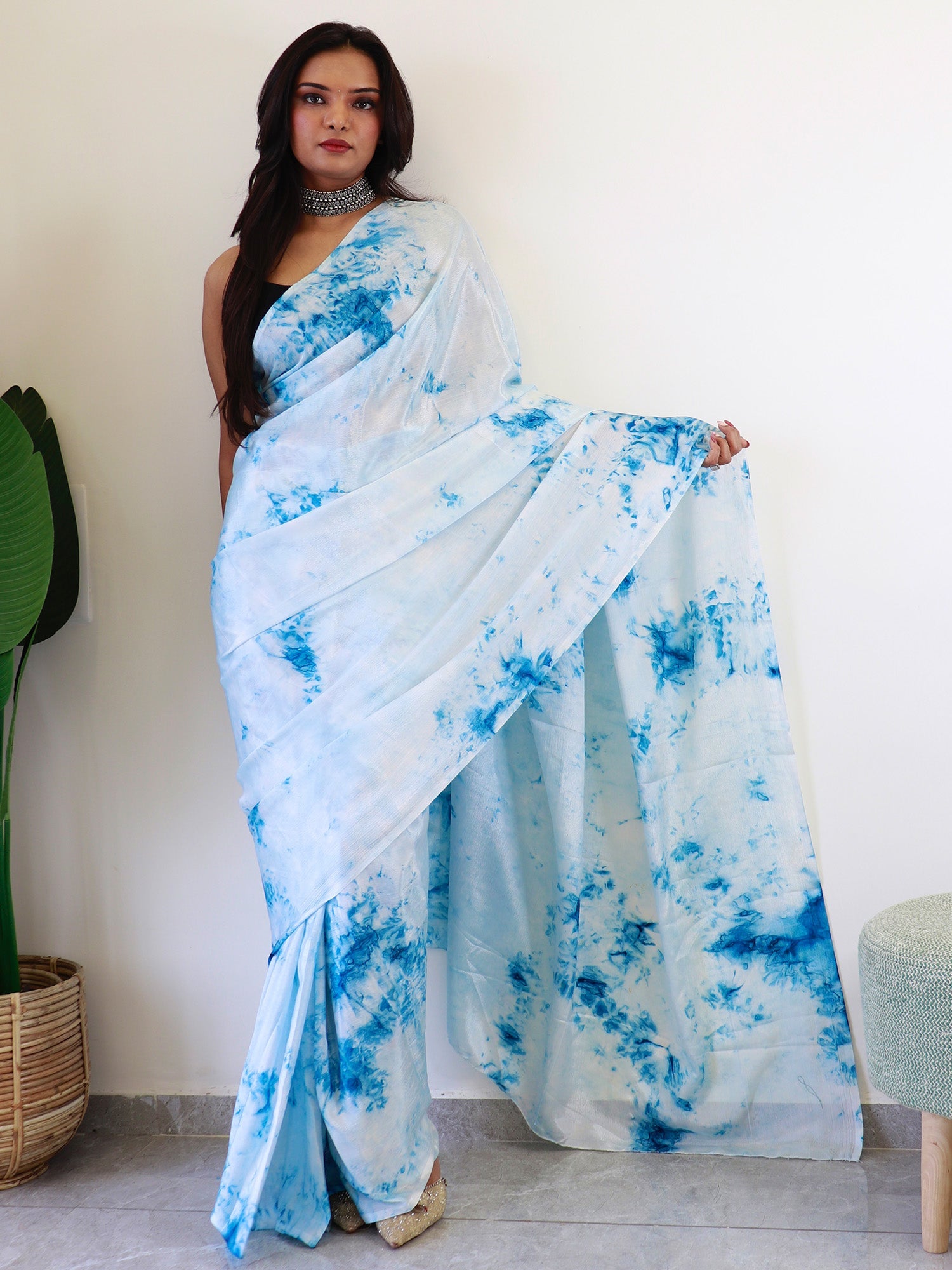 Women's Chiffon White Printed Ready to Wear With Blouse Piece