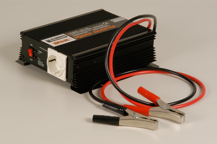 RoadPro MS 600W omvormer van 24 Volt naar 240Volt met stopcontact en accukabels