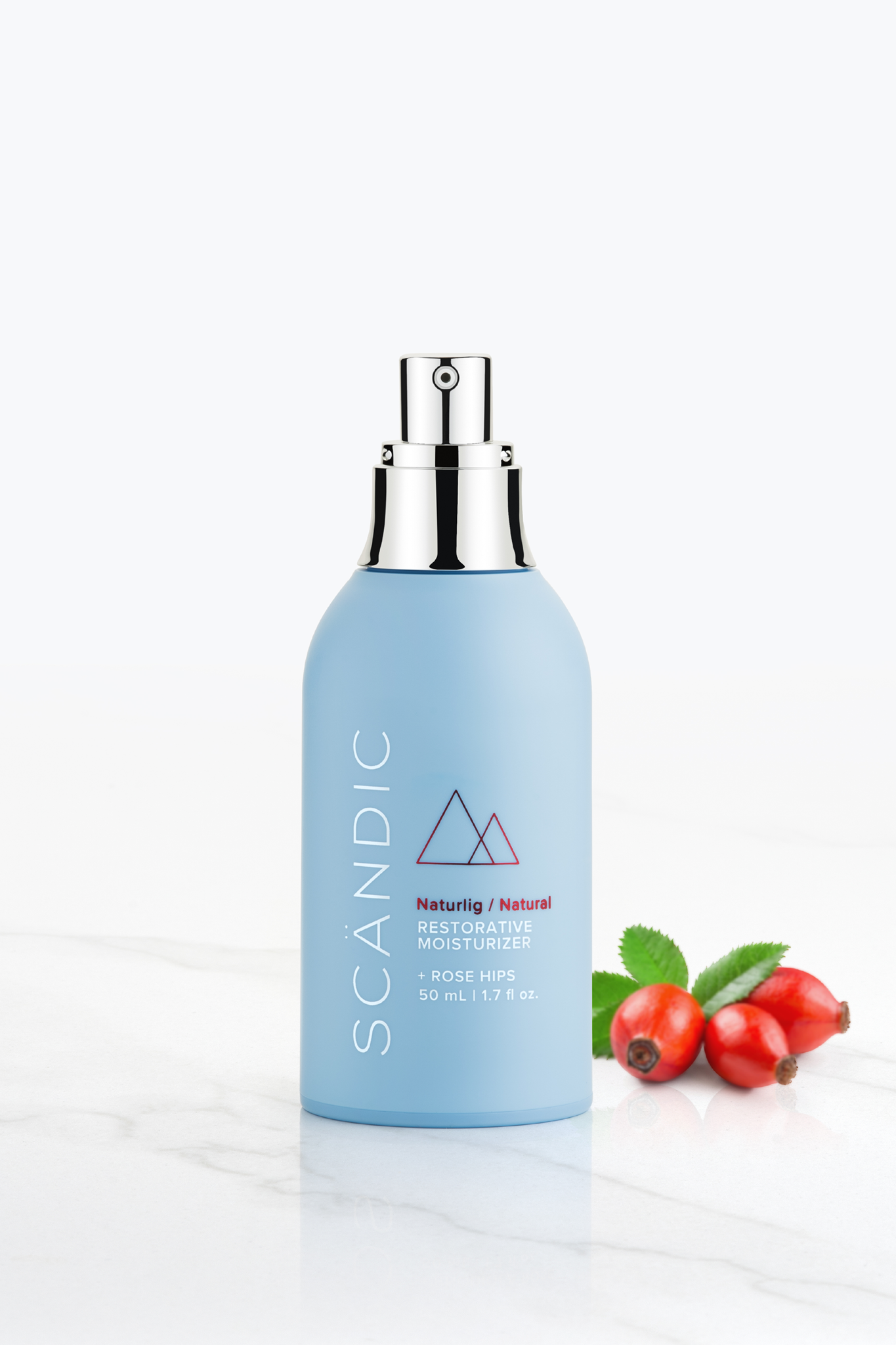Naturlig Natural Restorative Moisturizer | Natural Non-Toxic Beauty Products with Organic Ingredients for Glowing Skin | Clean luxury cosmetics blends Scandinavian roots with cutting edge skincare science | Scandic Skincare