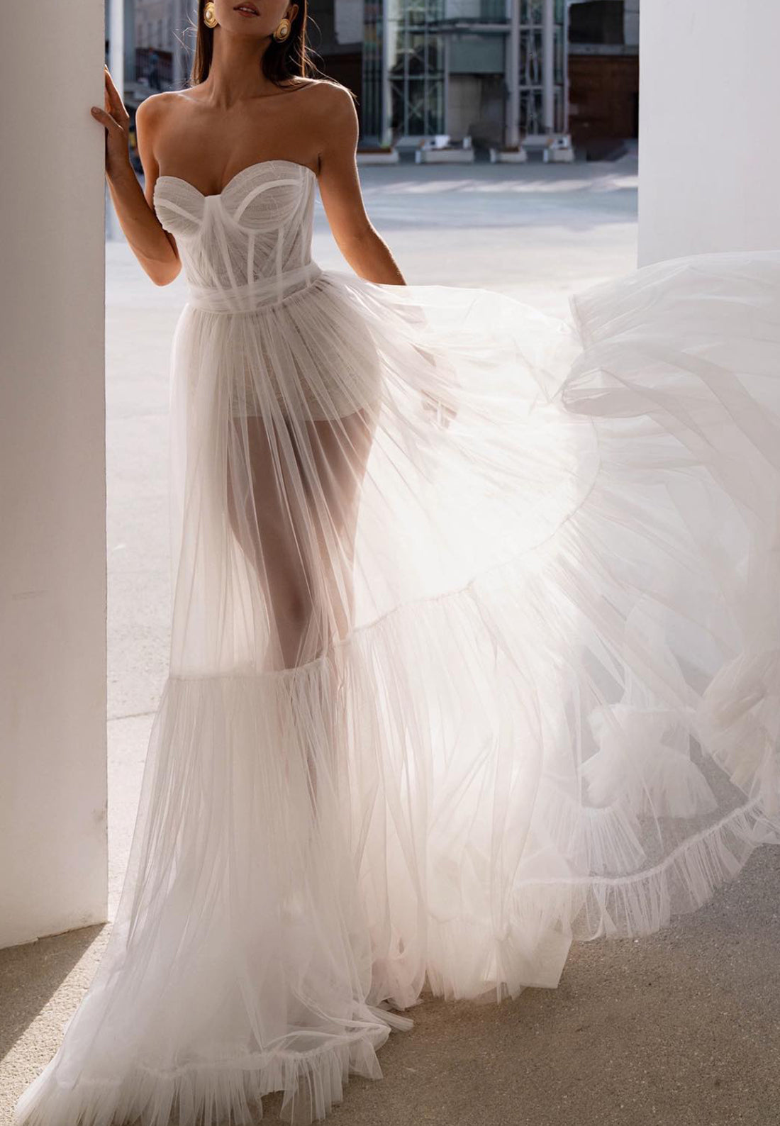 Sweetheart Sleeveless Tulle Sheer A-Line Beach Wedding Dress