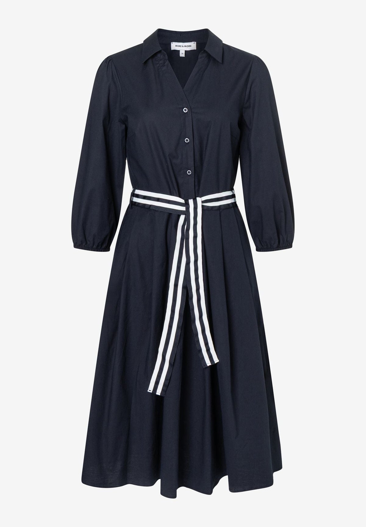 Hemdblusenkleid mit Streifengürtel