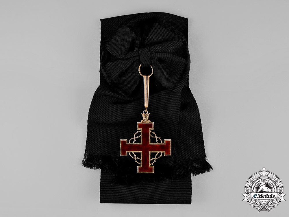 vatican._an_equestrian_order_of_the_holy_sepulchre_of_jerusalem_cross_of_merit,_grand_cross,_c.1965_c18-026065