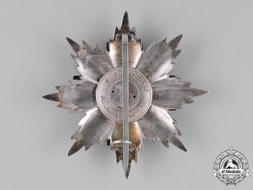vatican._an_equestrian_order_of_the_holy_sepulchre_of_jerusalem_cross_of_merit,_grand_cross,_c.1965_c18-026067