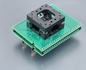 DIL48/QFN24-1.02 ZIF IDT49V-2 (70-6221). Specialised programming adapter with open ZIF socket.