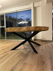 Mesa de comedor de parota