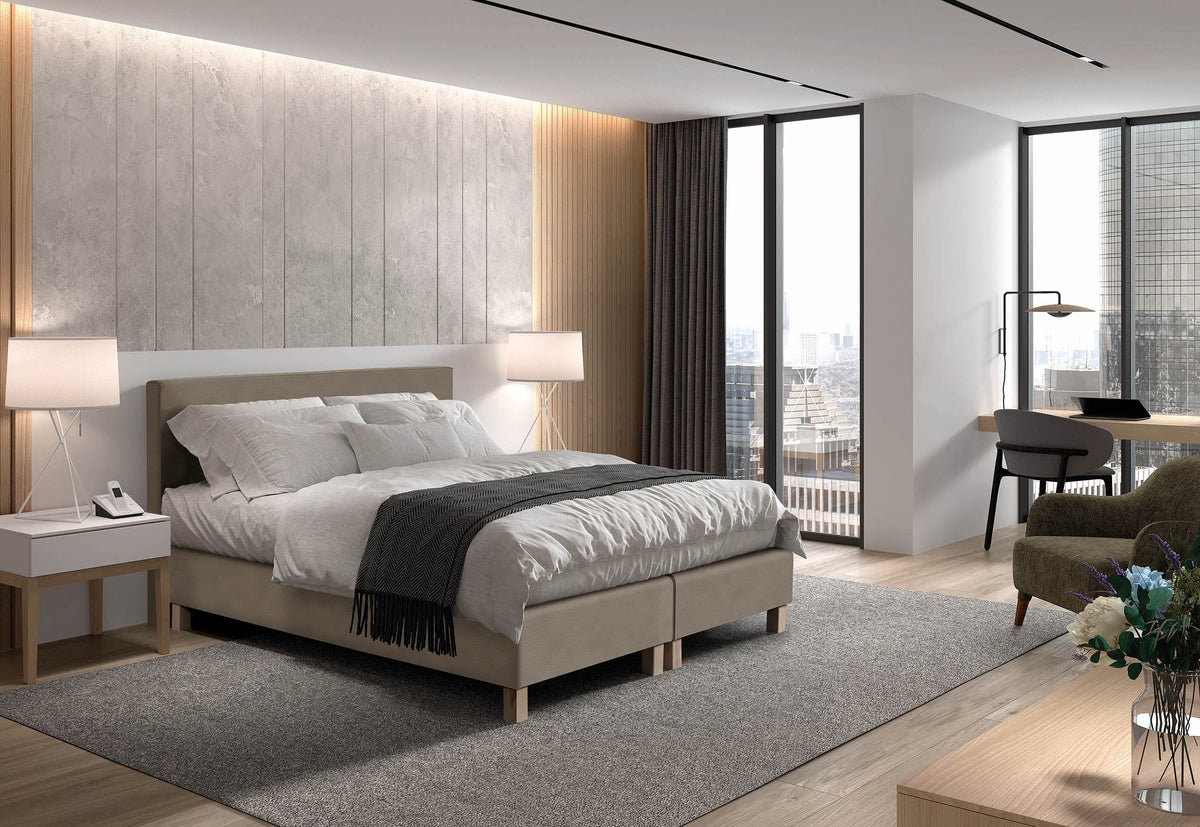 Yust Liege: Boxspring with headboard