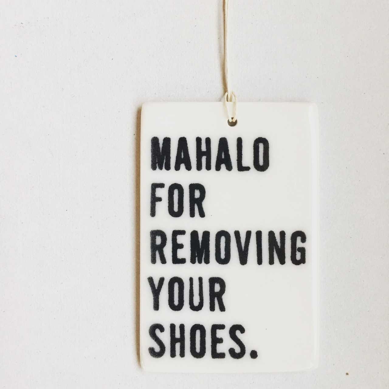 mahalo sign ceramic wall tag