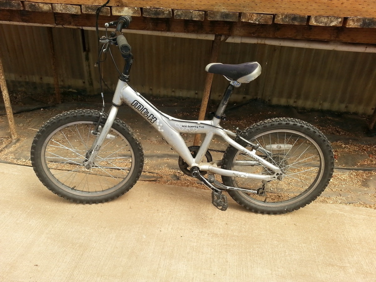 Giant MTX 125