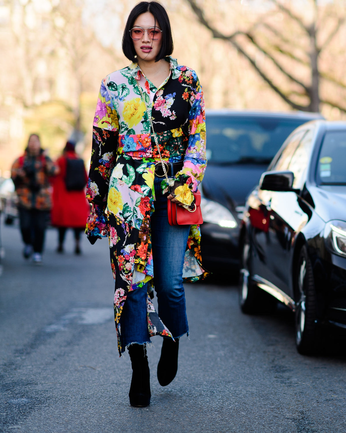How to Pull Off the Tricky Dress-Over-Jeans Trend