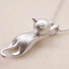 Collier amusant avec un chaton en argent 925