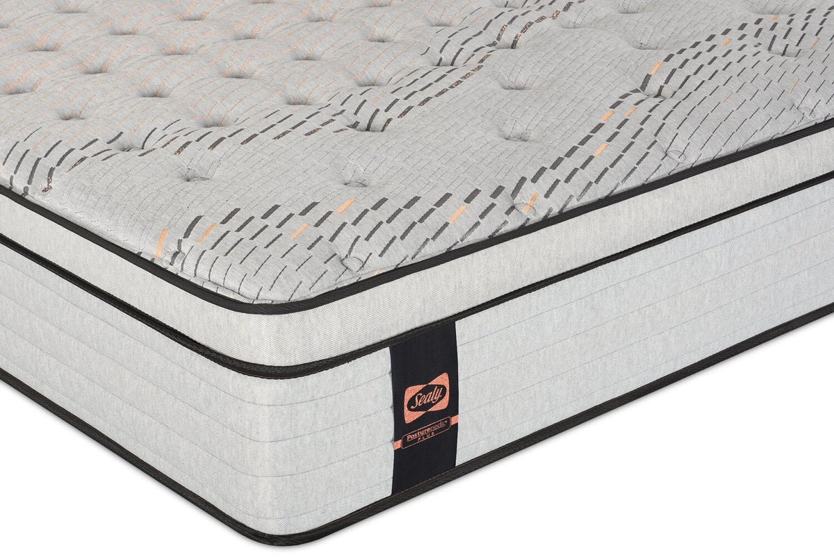 Sealy Posturepedic® Plus Alora Eurotop Plush Queen Mattress | Matelas moelleux à Euro-plateau Alora PosturepedicMD Plus de Sealy pour grand lit | ALORAPQM