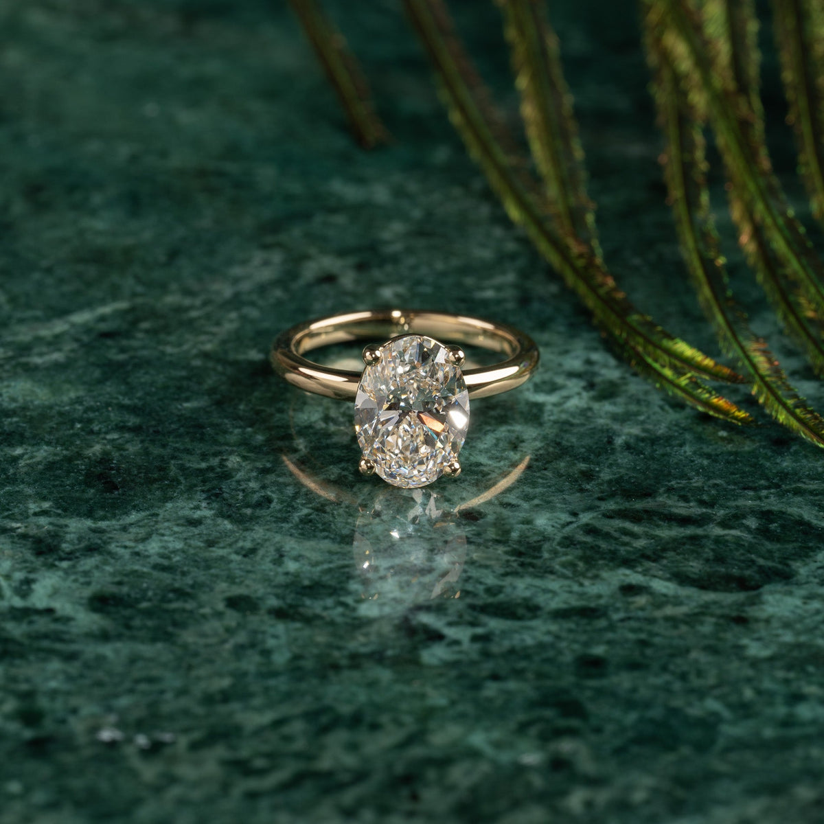 SOLITAIRE OVAL-CUT LAB-DIAMOND RING - 3.0ct - YG