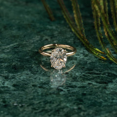SOLITAIRE OVAL-CUT LAB-DIAMOND RING - 3.0ct - YG