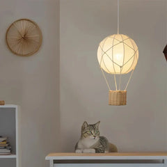 Lampe Suspendue Montgolfière avec Panier en Rotin