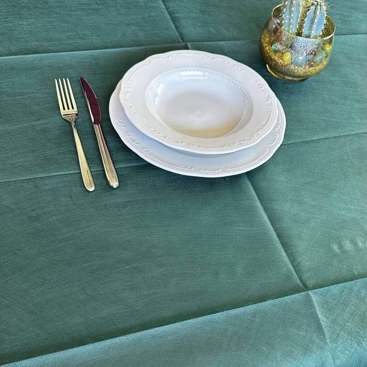Tovaglia Tnt Verde Airspun cm. 120X120 - 100 pz.
